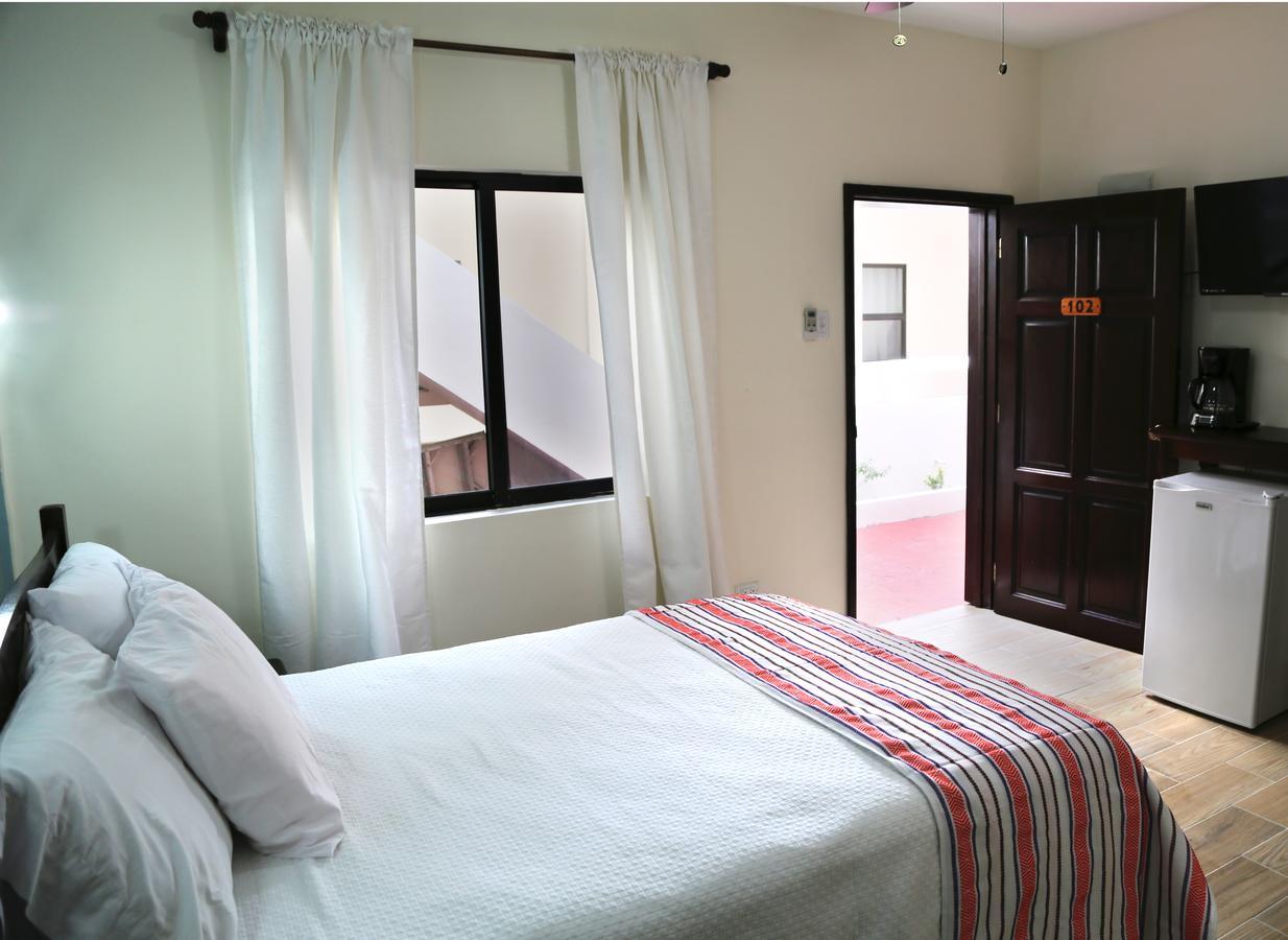 Jan'S Hotel Caye Caulker Zewnętrze zdjęcie